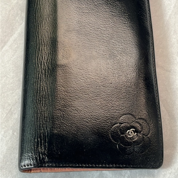 Chanel Wallet - Picture 3 of 8
